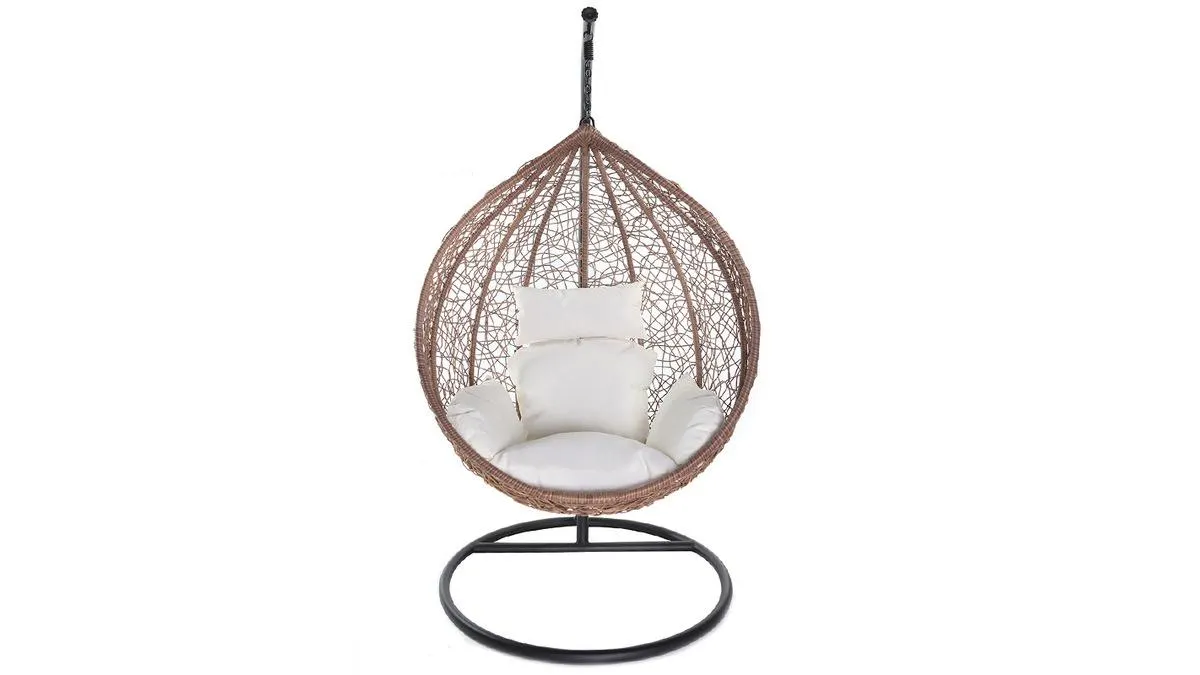 Fauteuil suspendu rotin sur pied en résine et métal noir MOJO