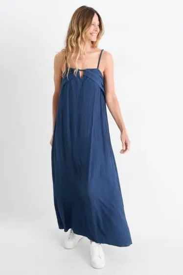 V-neck dress - textured