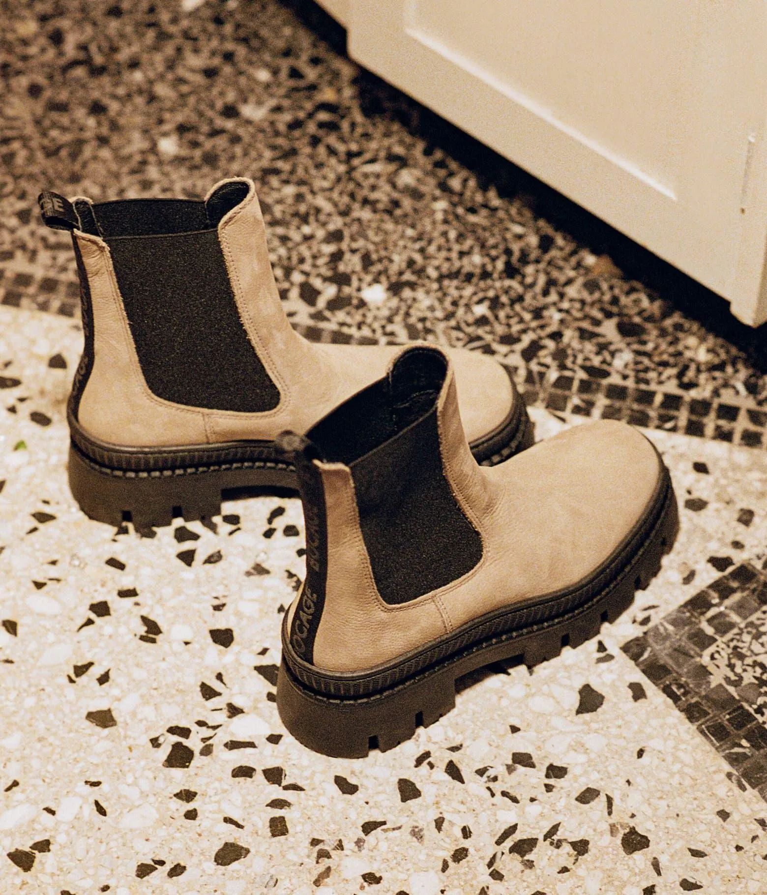 CHELSEA BOOTS KAROMO