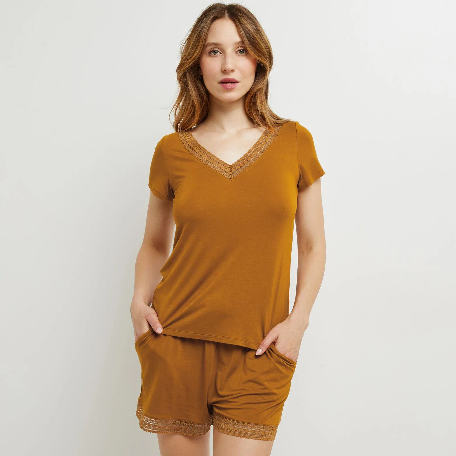 T-SHIRT MANCHES COURTES VISCOSE OCRE