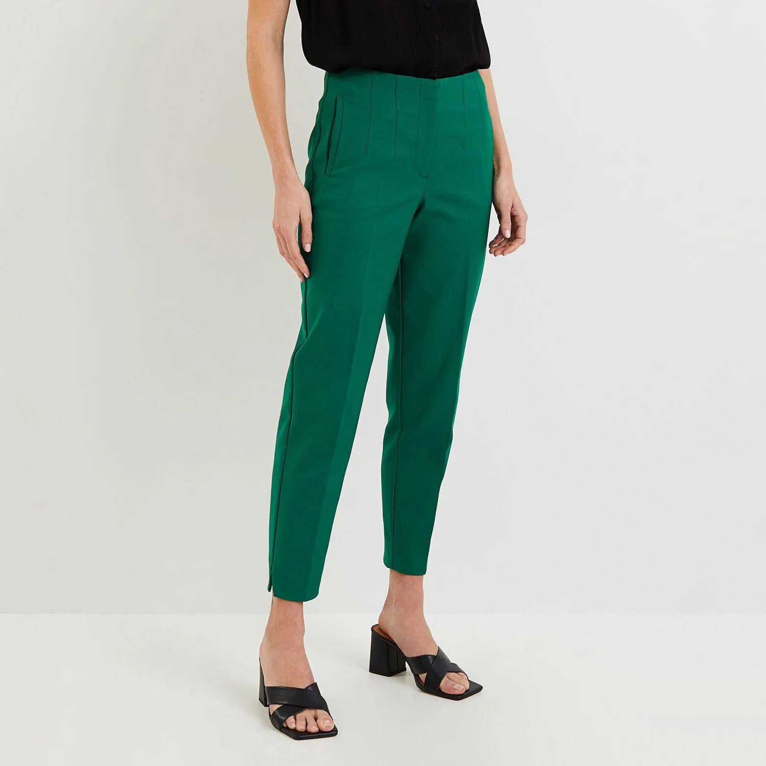 Pantalon cigarette femme
