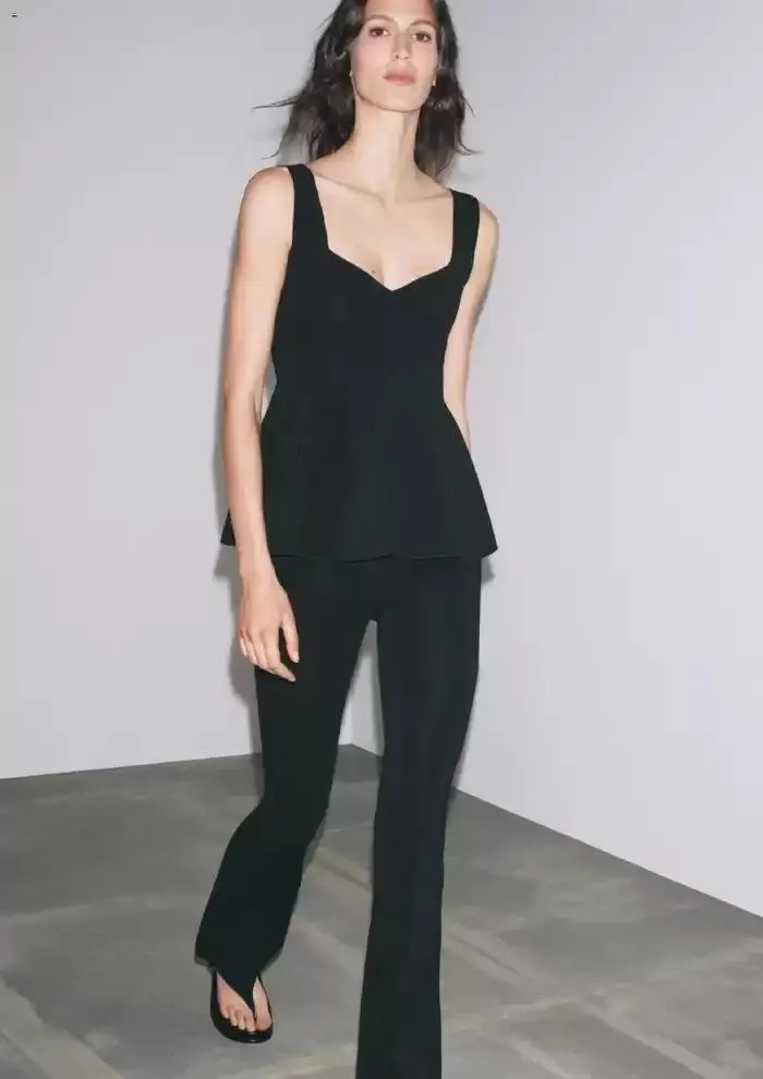 Women's New in Cloches du 2 mai au 31 mai 2025 - Catalogue page 8