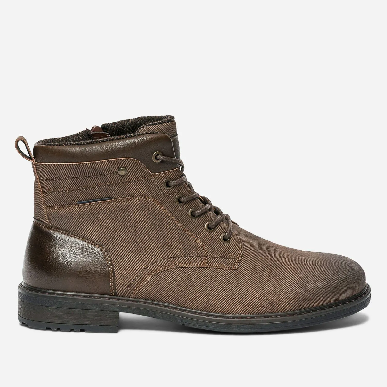 Boots à lacet marron rainuré