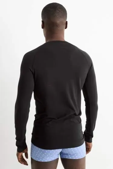 Ski base layer top
