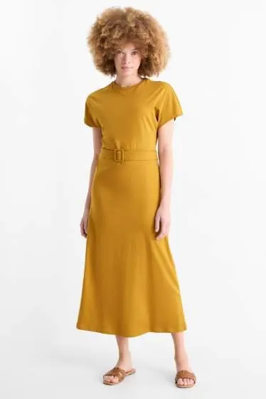 T-shirt dress with belt