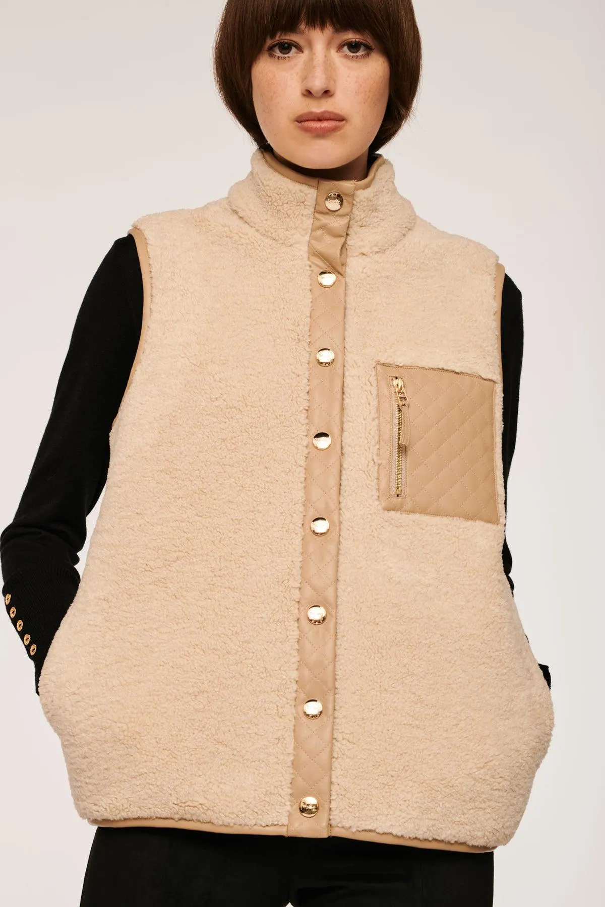 Veste sans manches bi-matière