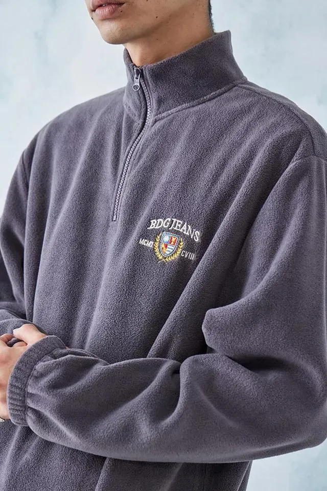 BDG - Sweatshirt en polaire à col montant avec écusson violet