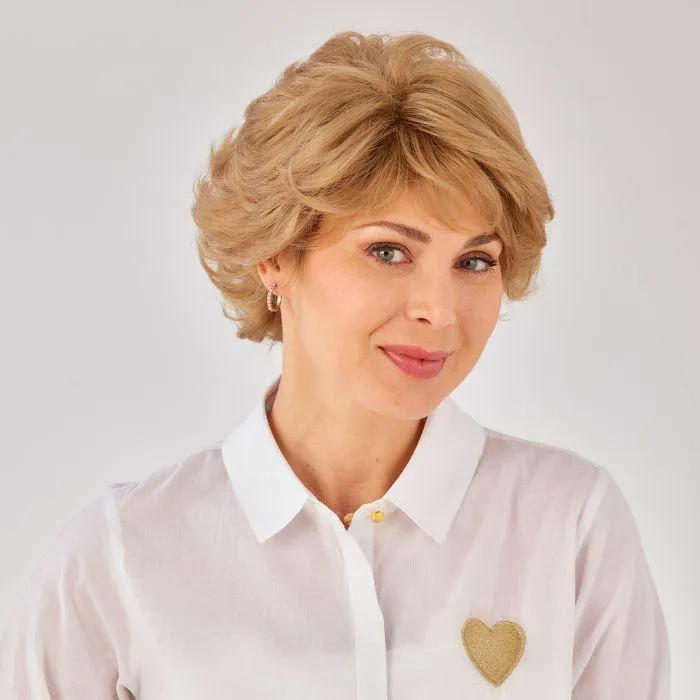 Perruque bouclée courte