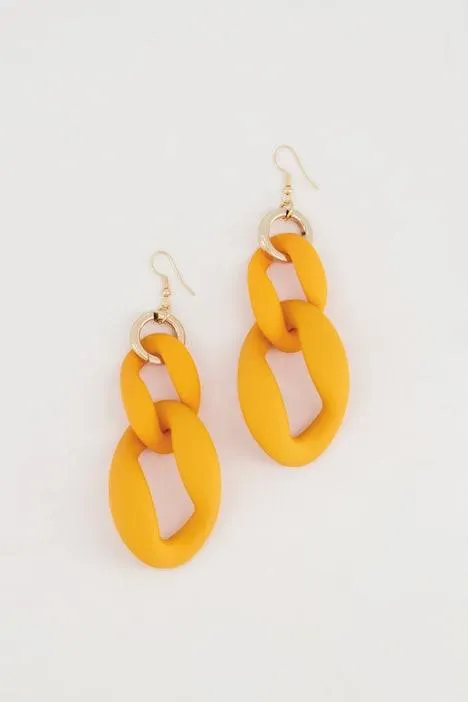 Boucles d'oreilles imposantes