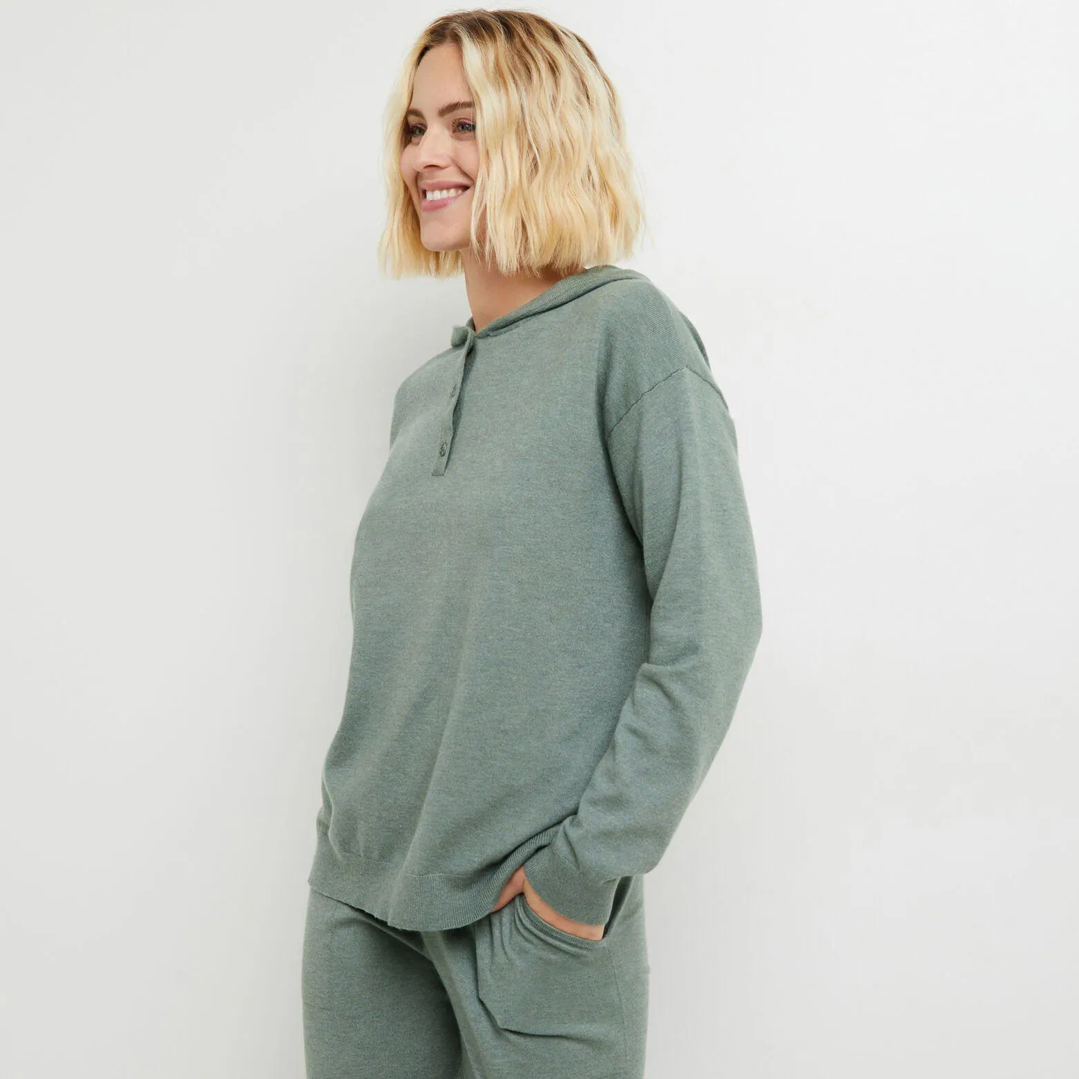 SWEAT CAPUCHE VISCOSE KAKI