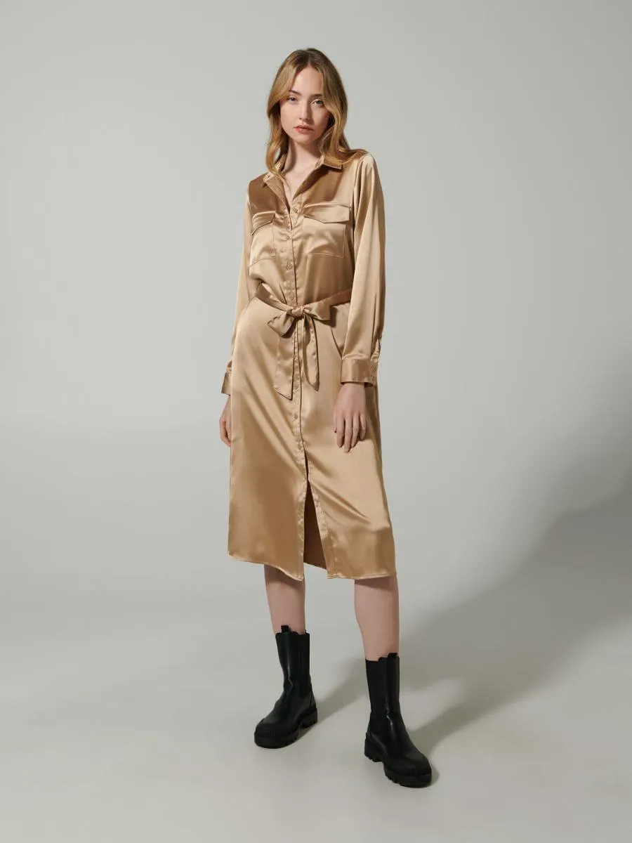 Sukienka midi z wiązaniem