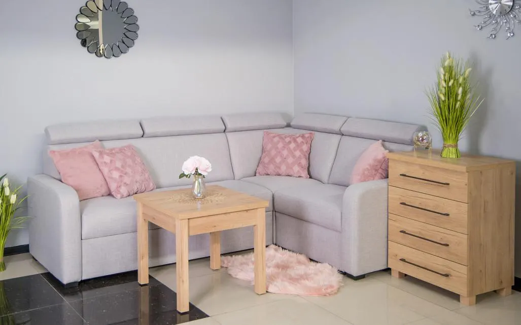 Narożnik Lazur (naturis szary) ze stolikiem - aranżacja