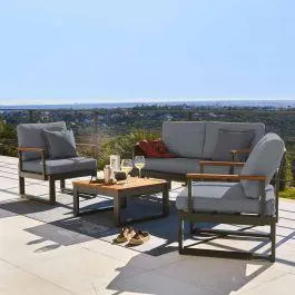 COFFEE SET ORIS NATERIAL 4 POSTI ALLUMINIO E LEGNO EUCALIPTO CON CUSCINI