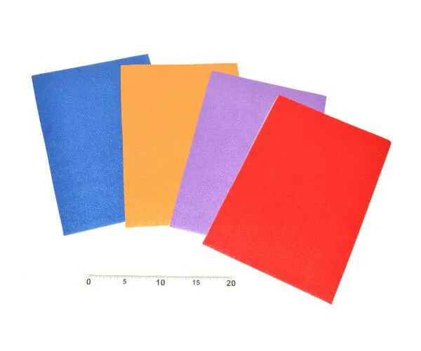 Látková dekorativní plsť A4