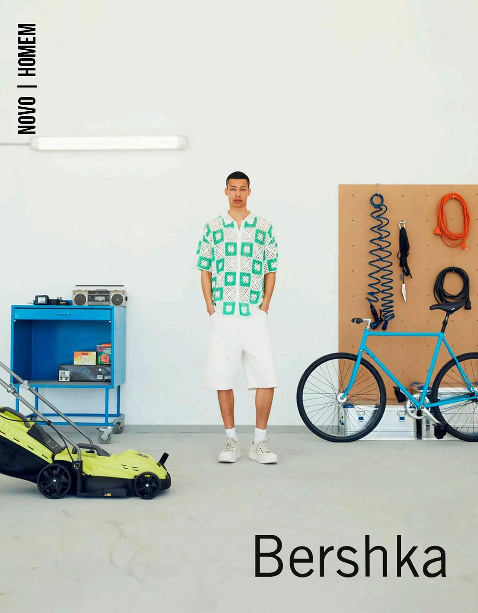 Folheto Folheto Bershka de 16 de maio até 17 de julho 2023 - Pagina 1