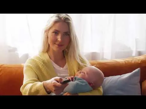 SAMSUNG - Smart TV Crystal UHD 4K 43” UE43BU8070-Black