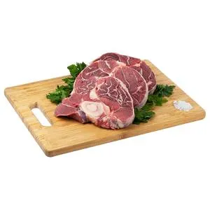 CHAMBARETE CON HUESO DE RES