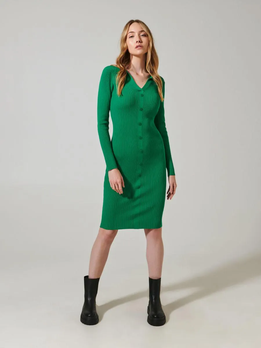 Sukienka midi z kołnierzykiem