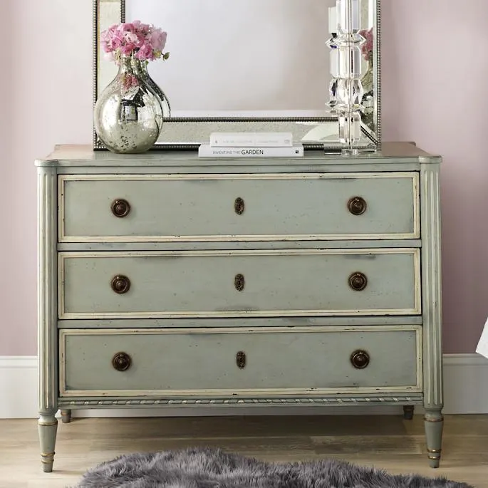 Etienne 3-Drawer Chest