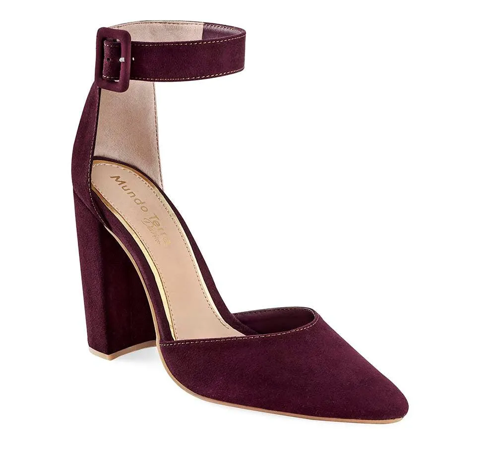 030230 Zapatilla Color Tinto Ajuste Al Tobillo Tipo Gamuza Altura 11Cm