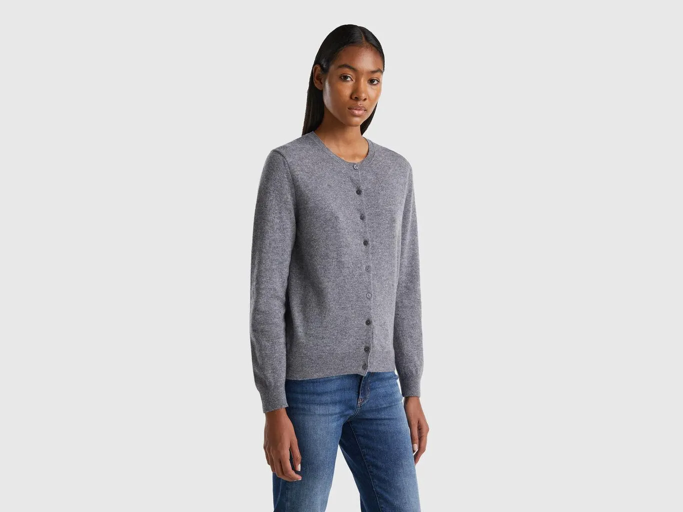 Cardigan girocollo grigio in pura lana Merino