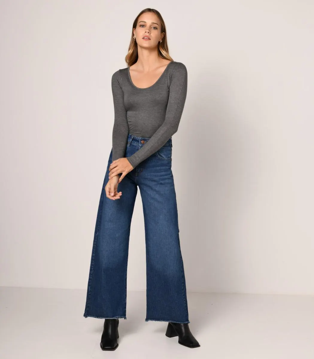 REMERA DANCING BASIC