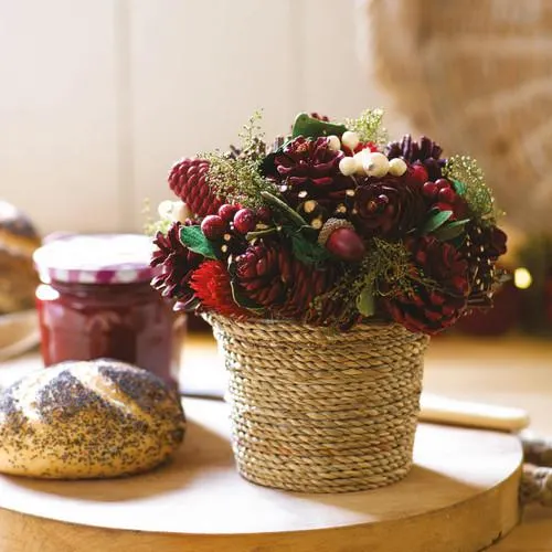 Victorian Christmas Small Pot