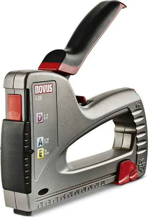 Sinkiläpistooli Novus J-29