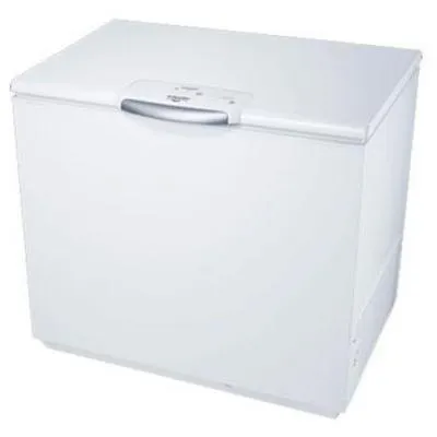 Tipologia di congelatore Orizzontale - Capacità lorda congelatore (lt) 395 - Nuova Classe efficienza energetica E - Capacità di congelamento (kg/24h) 19 - Sistema di raffreddamento Statico