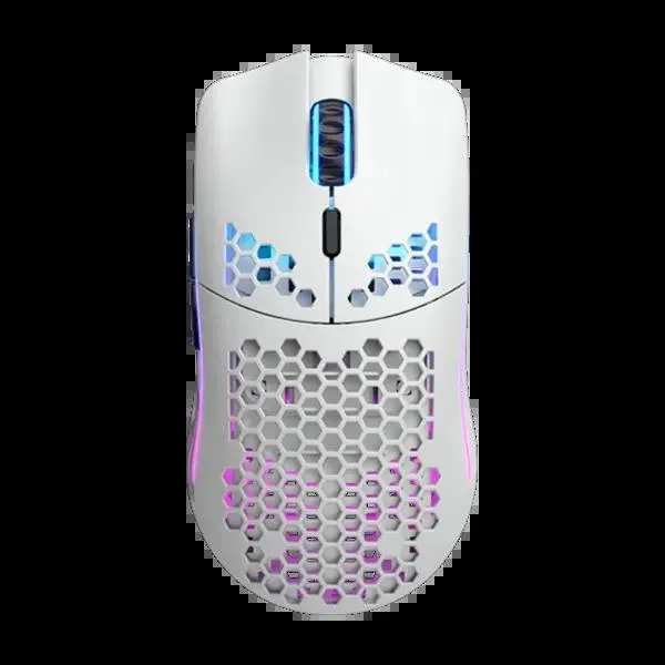 Kevyt ja suorituskykyinen langaton pelihiiri molempikätisellä muotoilulla