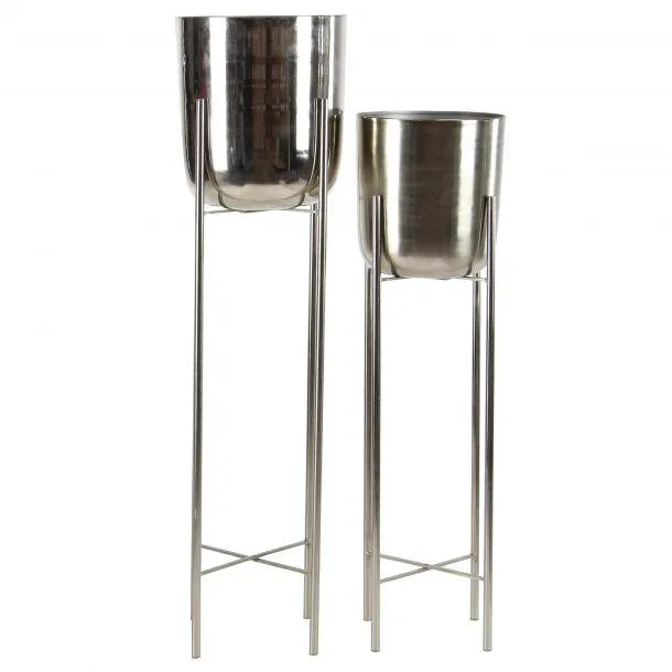 CosmoLiving by Cosmopolitan Set of 2 Silver Metal Glam Planter, 39", 46"