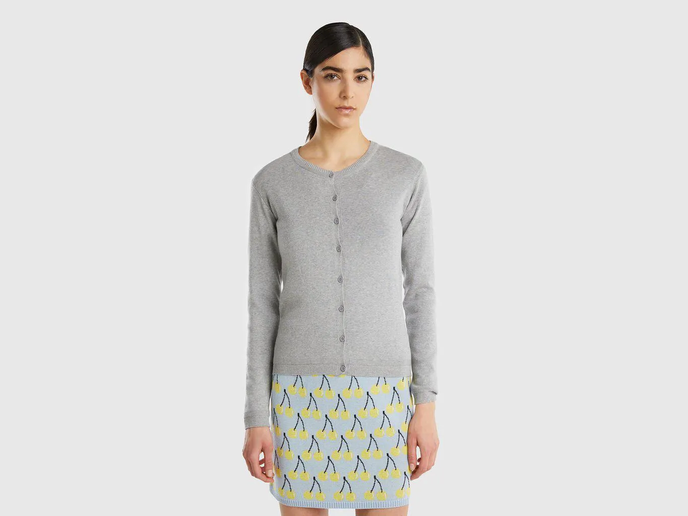 Cardigan girocollo in puro cotone