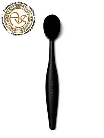 Oválna kefka na mejkap