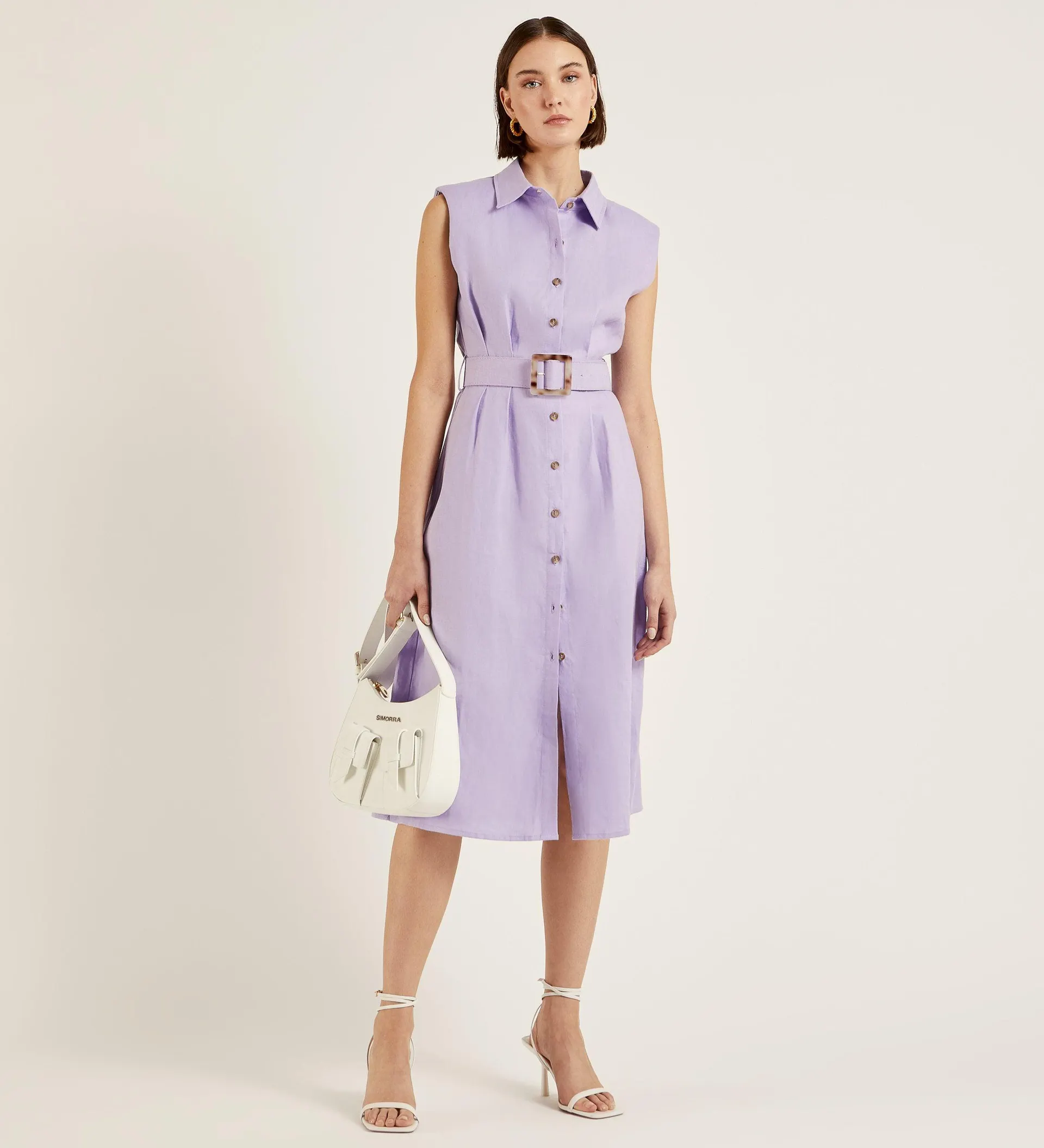 Vestido corto hombreras