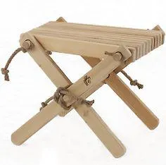 EcoFurn Lilli -rahi / pöytä, lehtikuusi