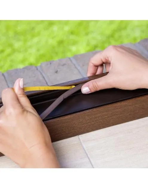 Uszczelka gumowa Profil D, 100 m-9 mm, brązowa TESA