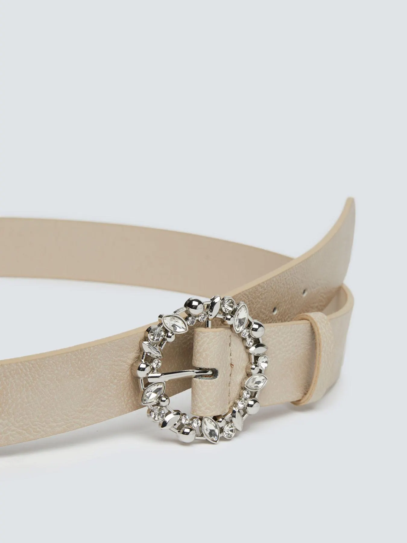 Cinturón con hebilla de diamantes de imitación