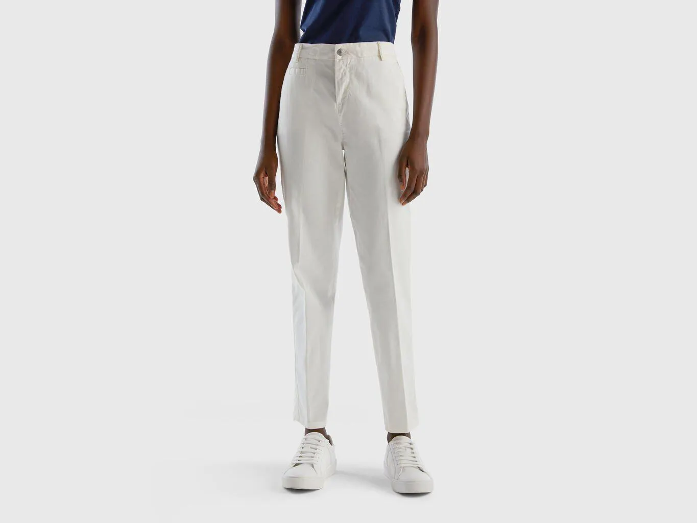 Chino slim fit in cotone bianco panna