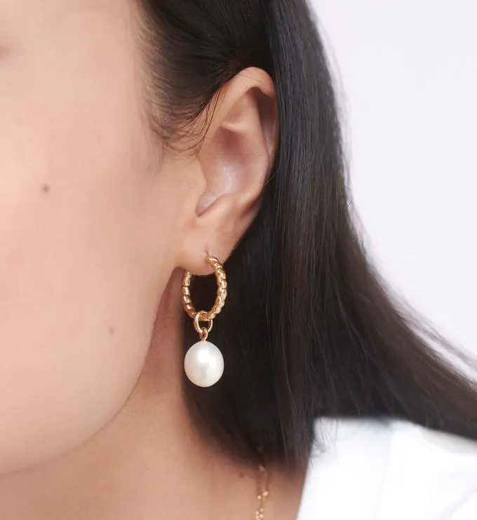 Nura Teardrop Baroque Pearl Small Hoop Earrings
