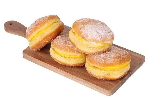 bola de berlim com creme un