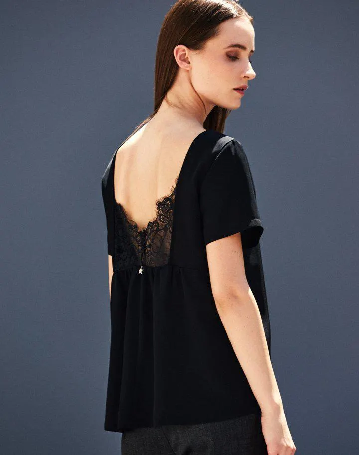 Μπλούζα με δαντέλα