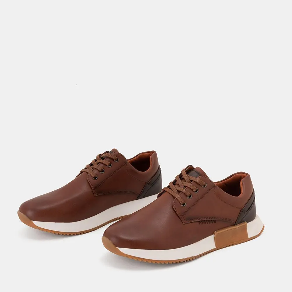 Ανδρικά υποδήματα με κορδόνια