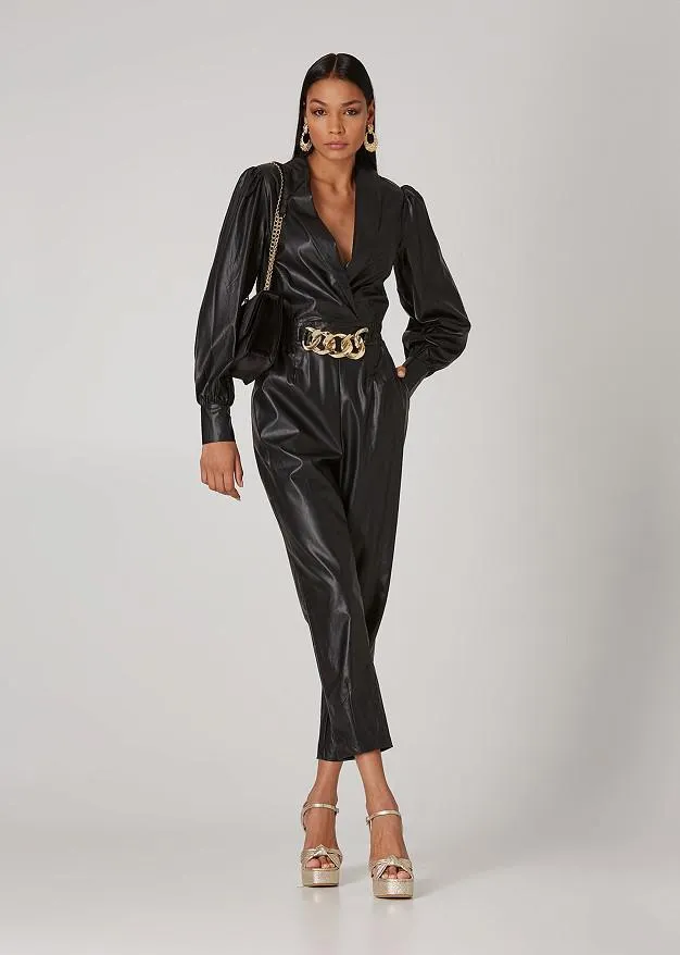 Ολόσωμη φόρμα με δερμάτινη όψη