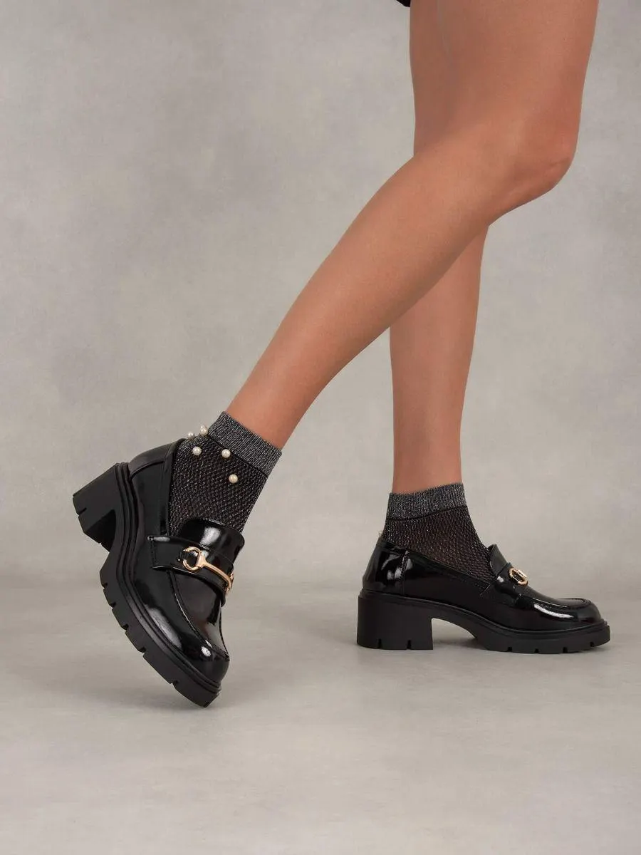 Loafers με χοντρό τακούνι & αλυσίδα