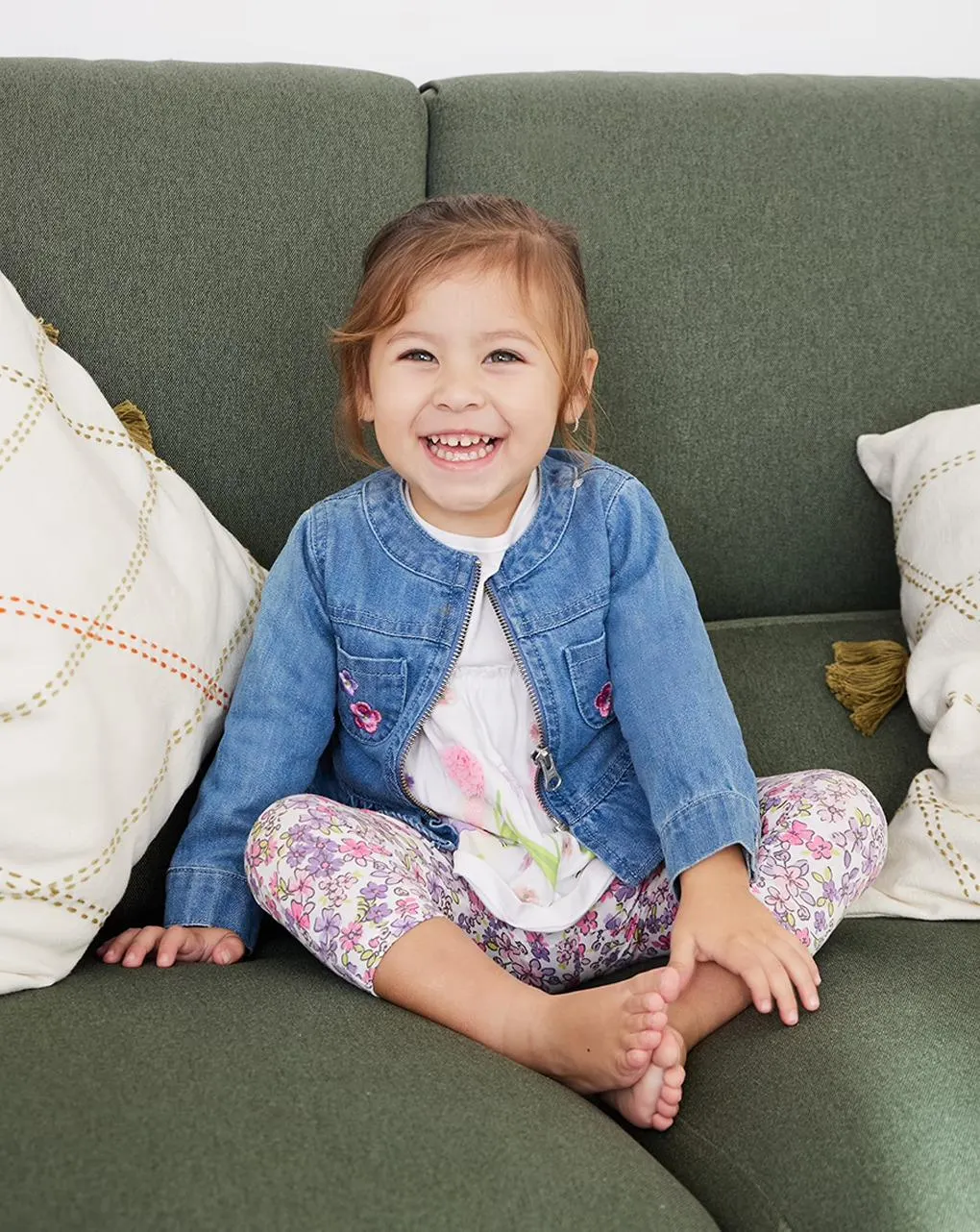 Βρεφικό τζιν μπουφάν μπλε με λουλούδια για κορίτσι