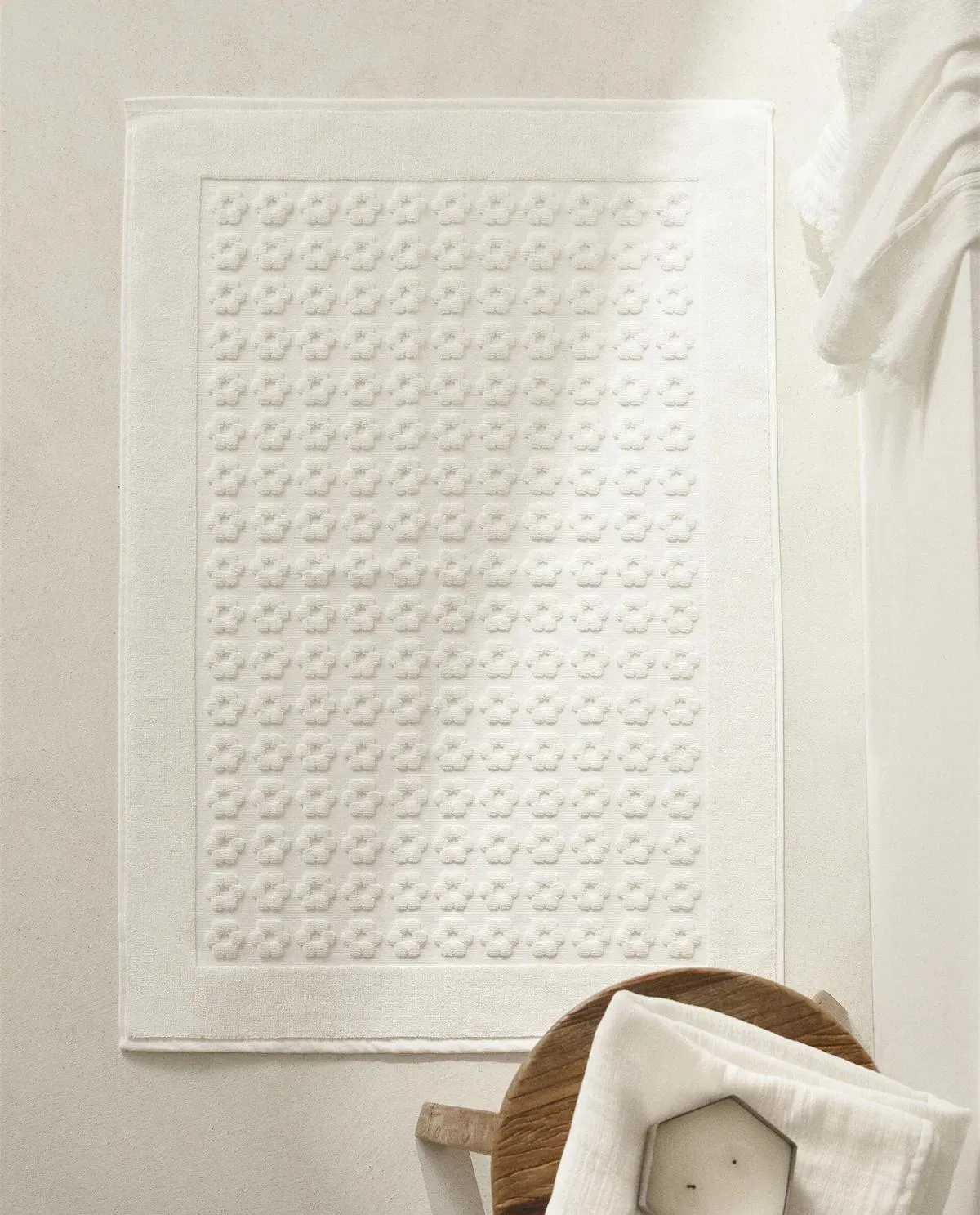 ΧΑΛΙ ΖΑΚΑΡ ΜΕ ΛΟΥΛΟΥΔΙΑ