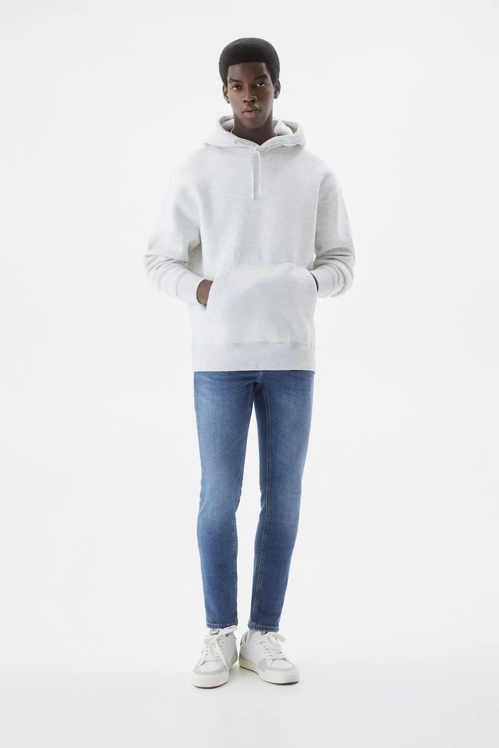 SLIM COMFORT FIT JEANS