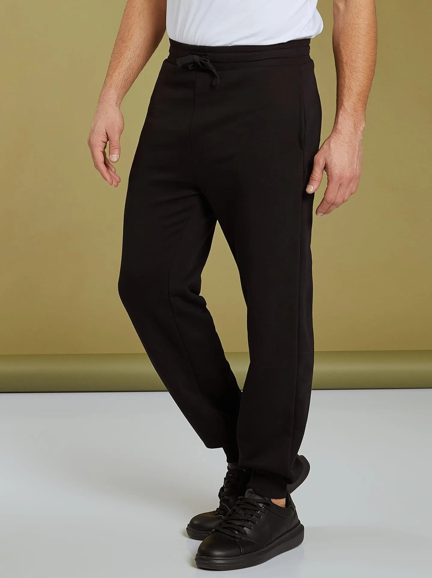 Ανδρική φόρμα με βαμβάκι σε μαύρο