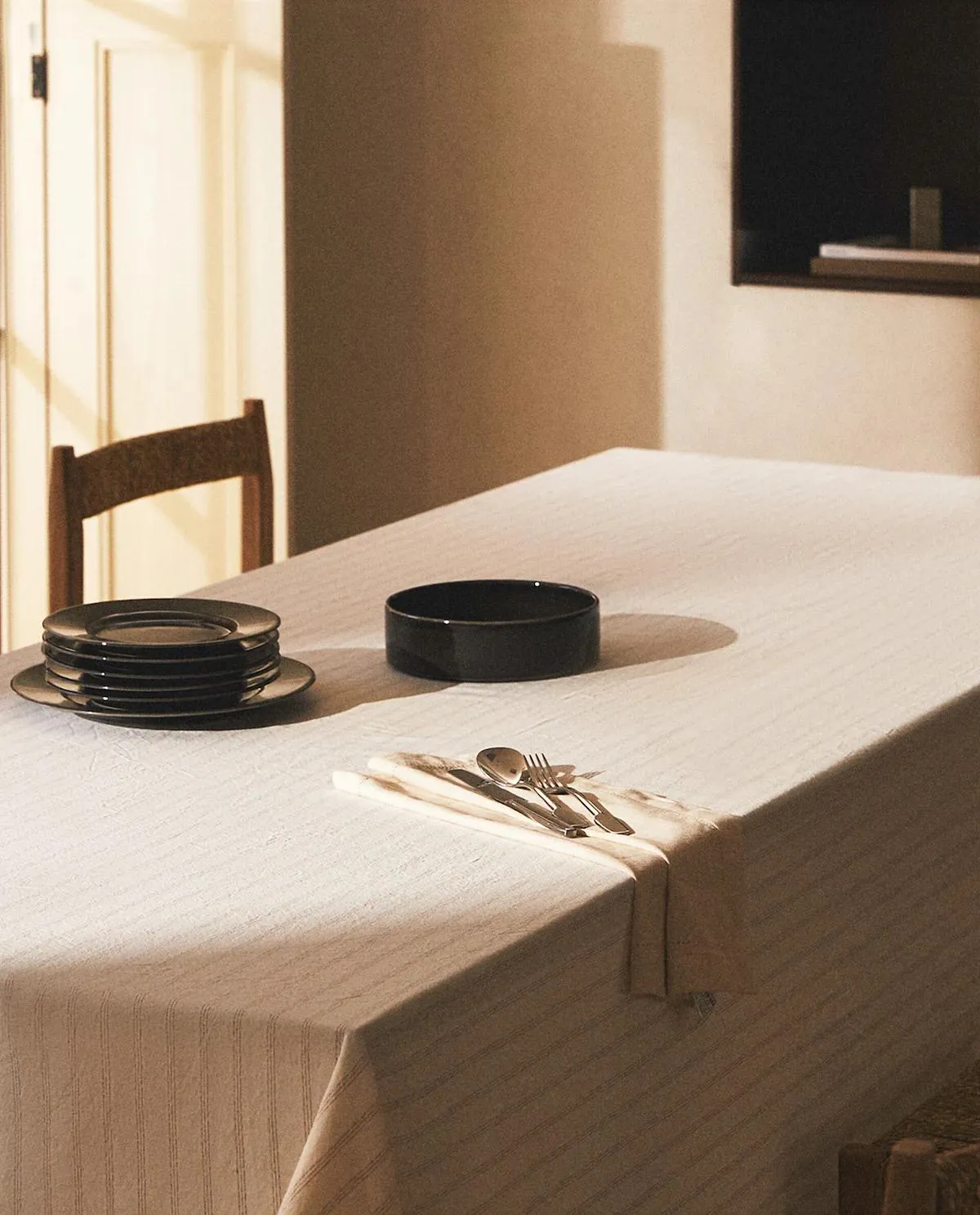 ΡΙΓΕ ΒΑΜΒΑΚΕΡΟ ΤΡΑΠΕΖΟΜΑΝΤΗΛΟ