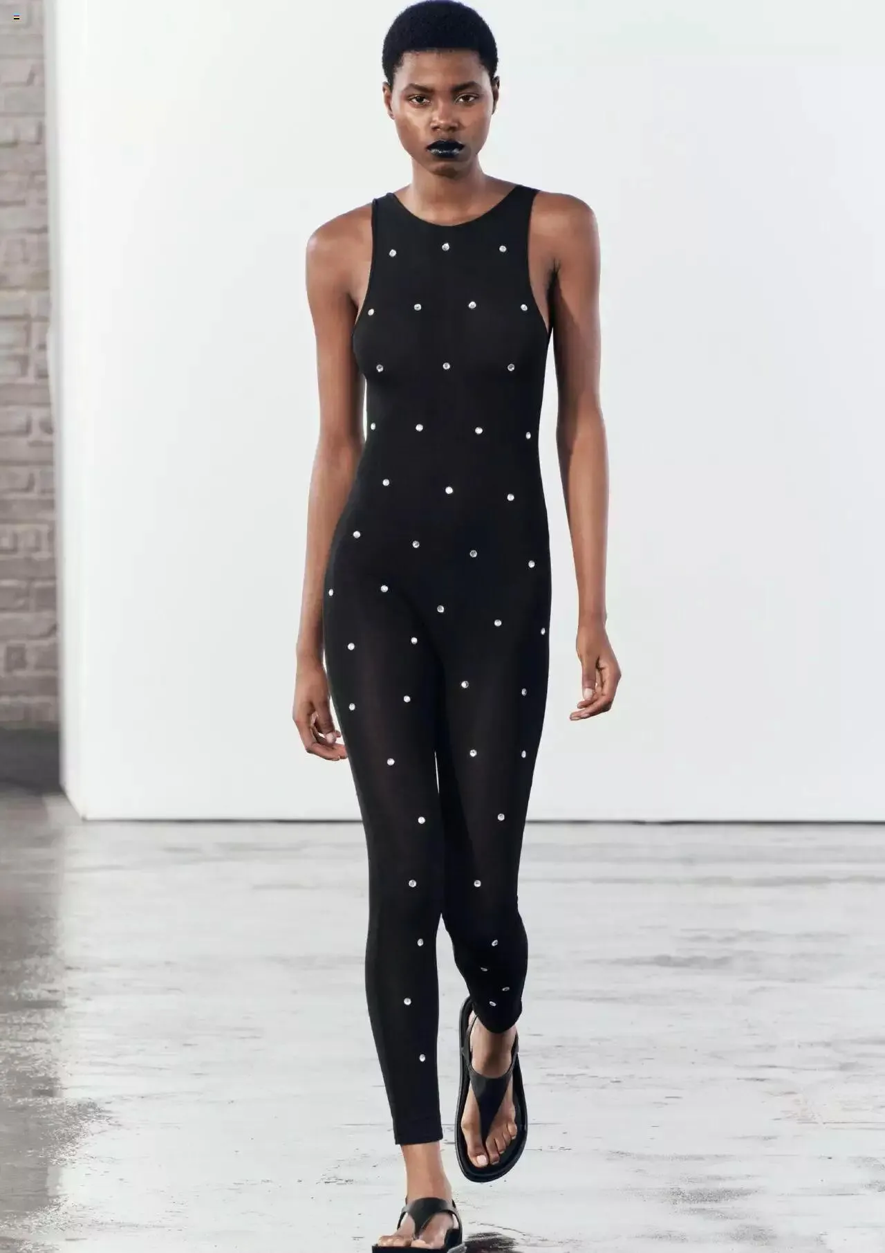 Catalog Zara catalog - Women de la 1 mai până la 31 decembrie 2024 - Revista Pagina 16